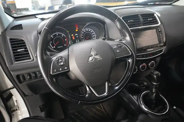 Mitsubishi ASX view 18