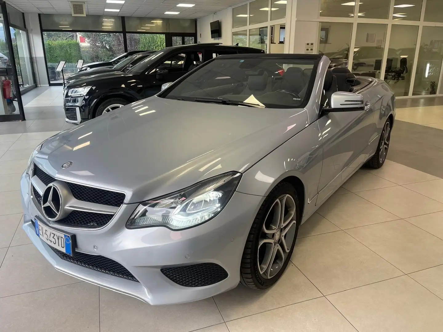 Mercedes-Benz E 200 Cabrio Executive E6 *TAGLIANDI MERCEDES* Argent - 1