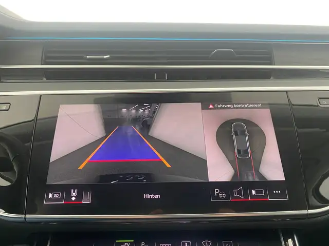Audi A8 view 18