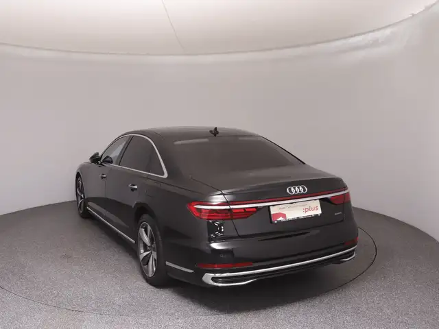 Audi A8 view 5
