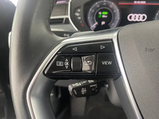 Audi A8 view 15