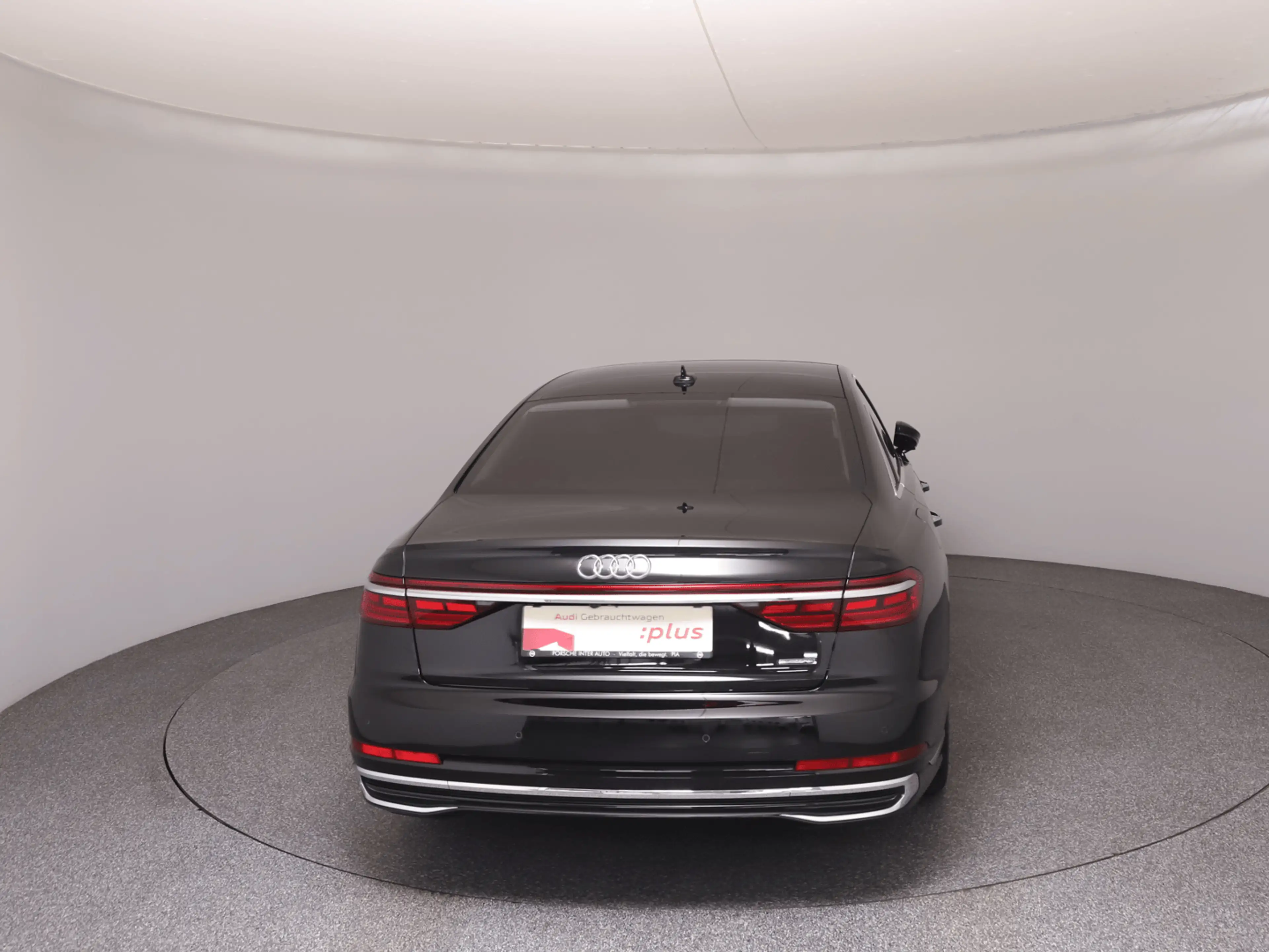 Audi A8 60 TFSI e quattro Lang — photo 6