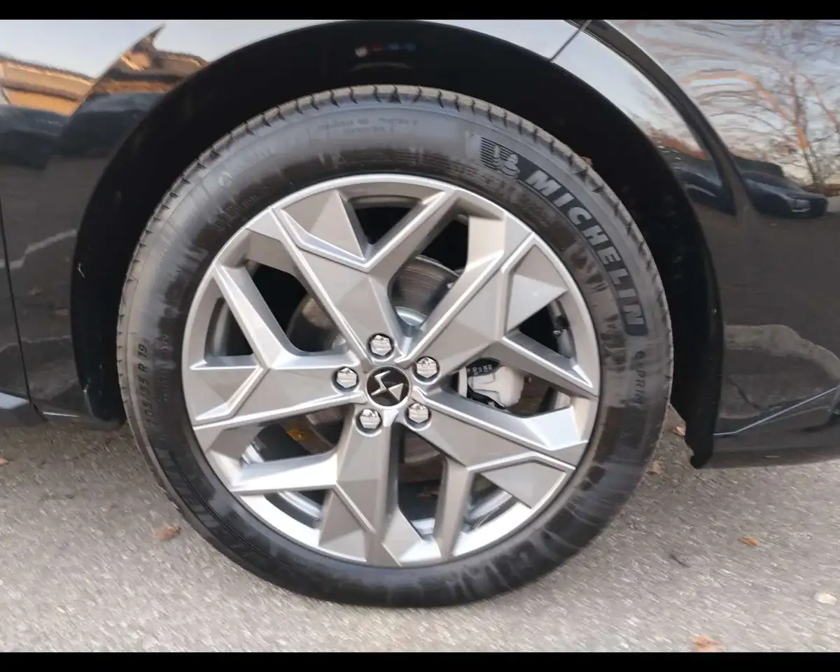DS Automobiles DS 4 2024