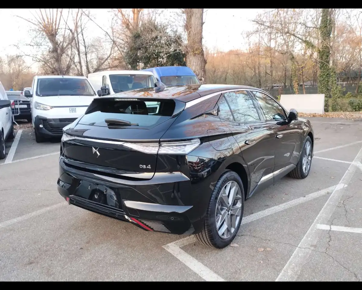 DS Automobiles DS 4 2024
