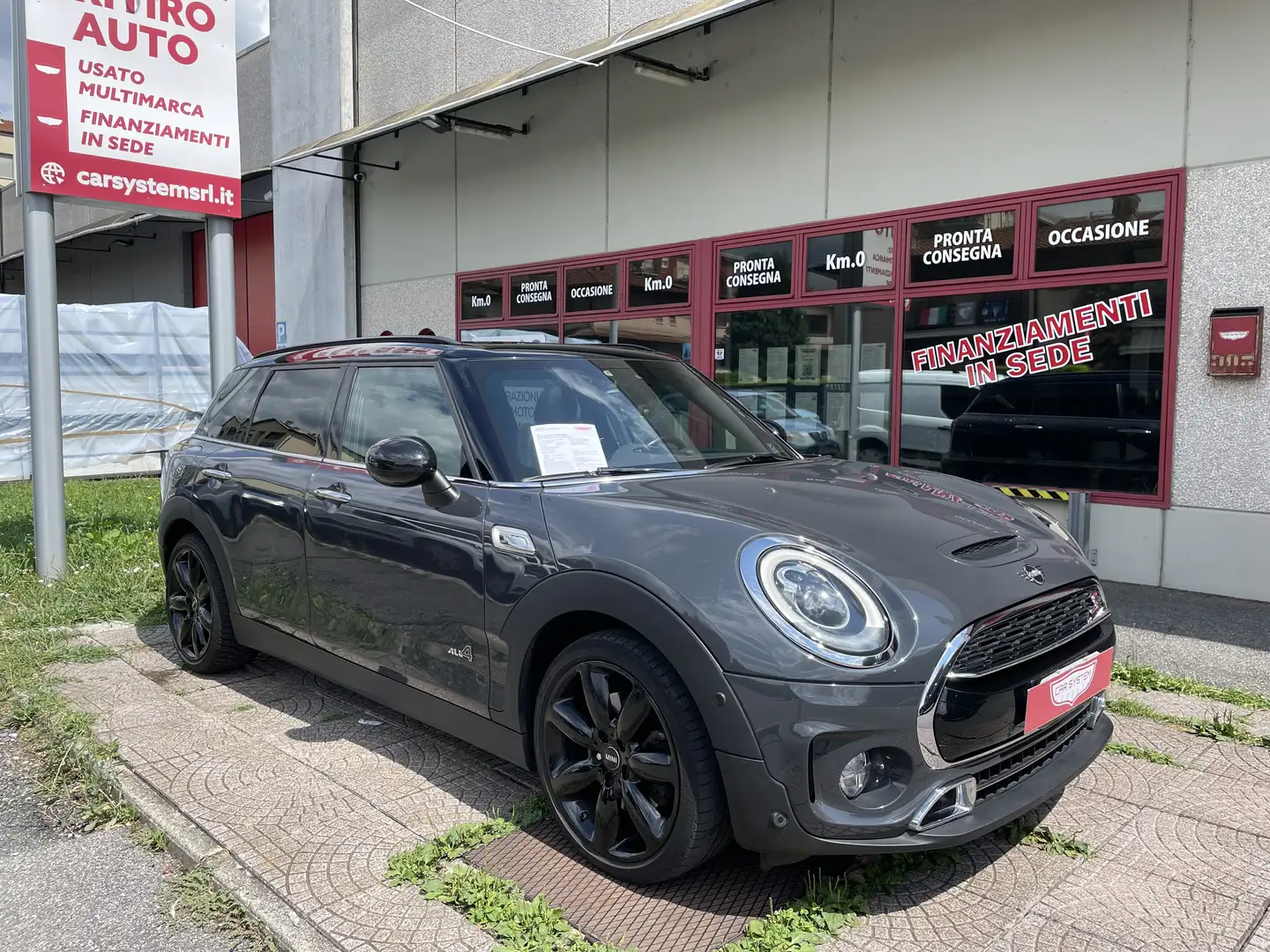 MINI Cooper SD Clubman Mini IV F54 2016 Clubman 2.0 all4 auto my18 Gris - 1