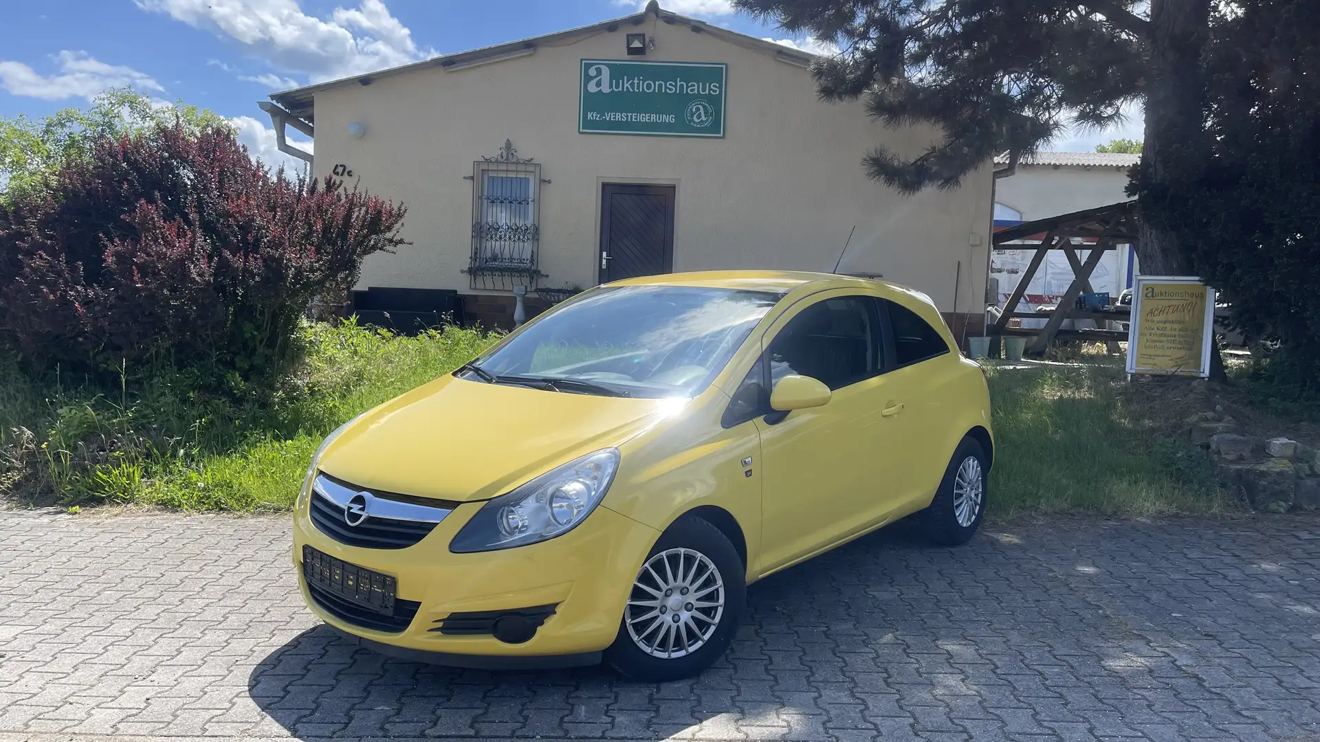Opel Corsa Edition "111 Jahre" - 2.Hand, Fahrradträger - Giallo - 1