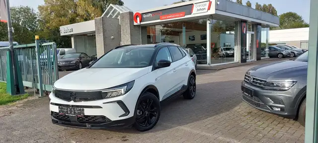 Opel Grandland 1.2 Turbo GS Line