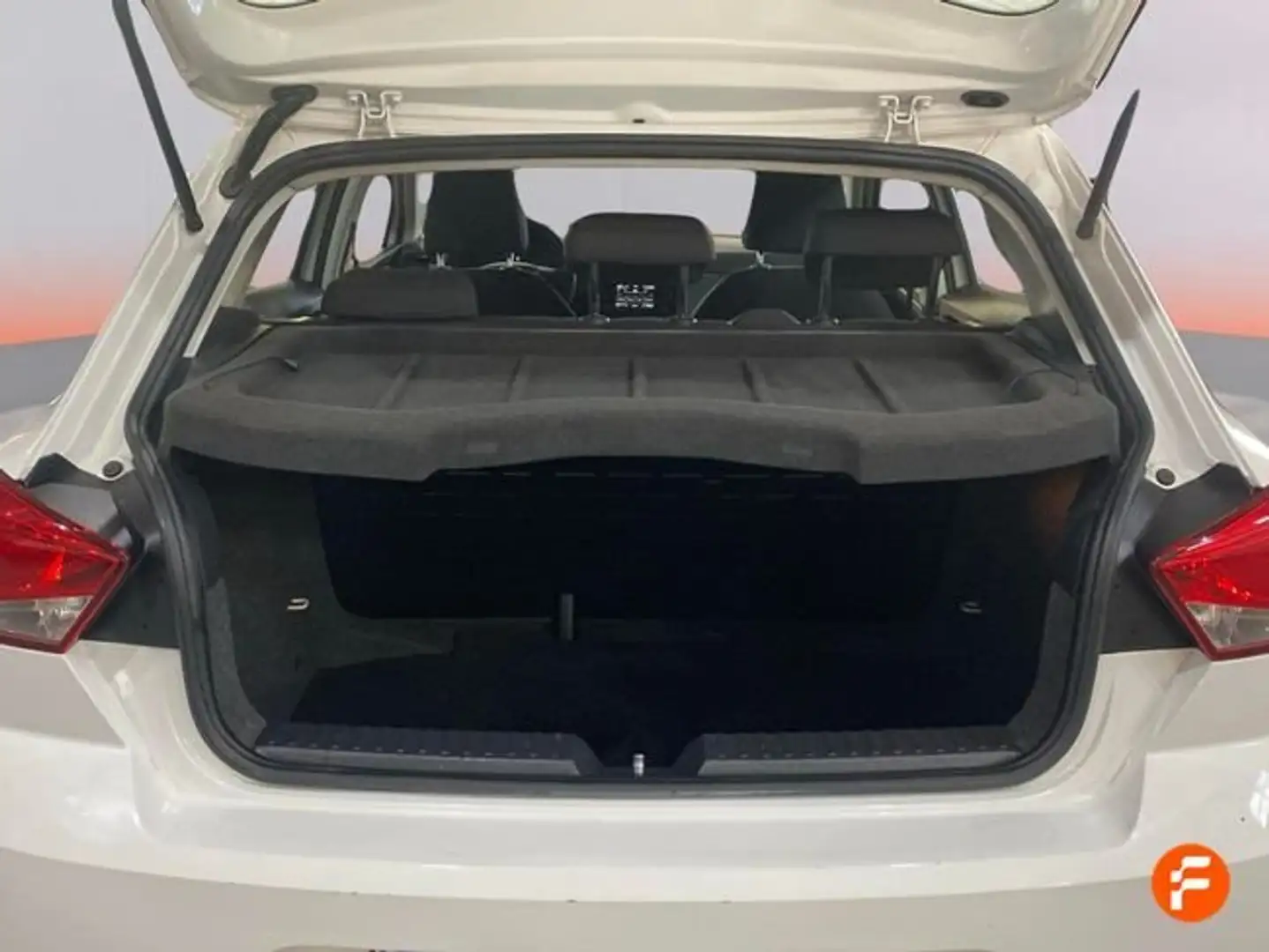 SEAT Ibiza 1.6 TDI 70kW (95CV) Reference Plus Blanco - 1