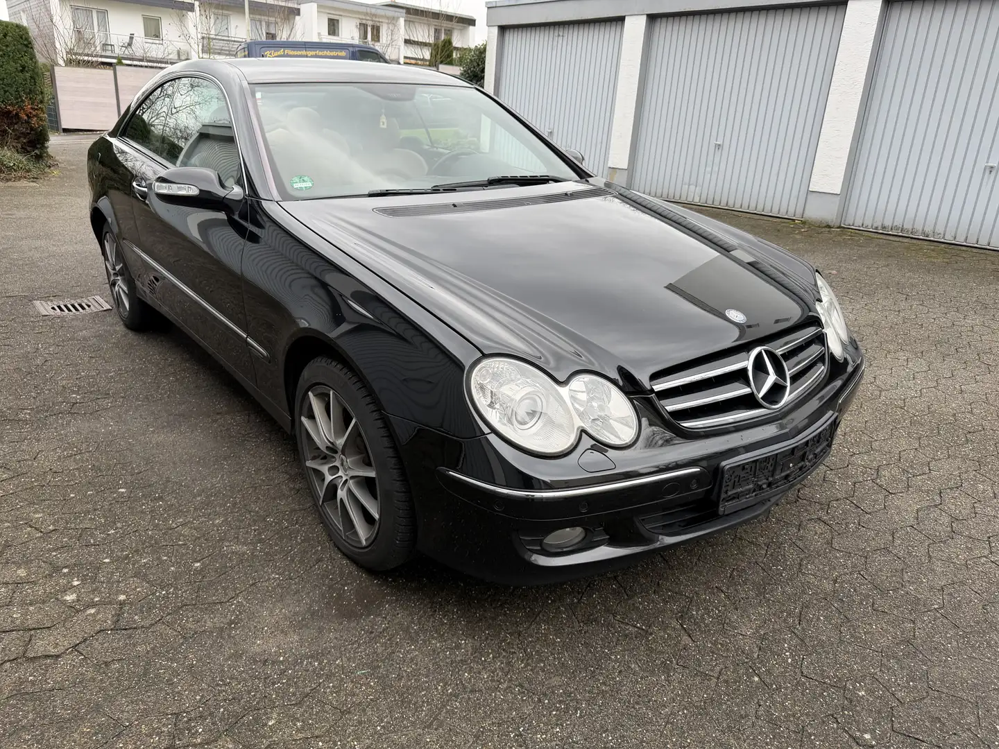 Mercedes-Benz CLK 220 Coupe CDI Automatik Avantgarde - 1