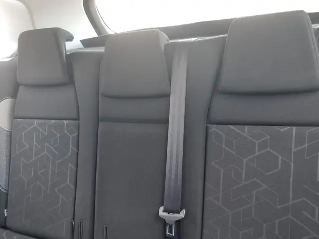 Peugeot 2008 view 10