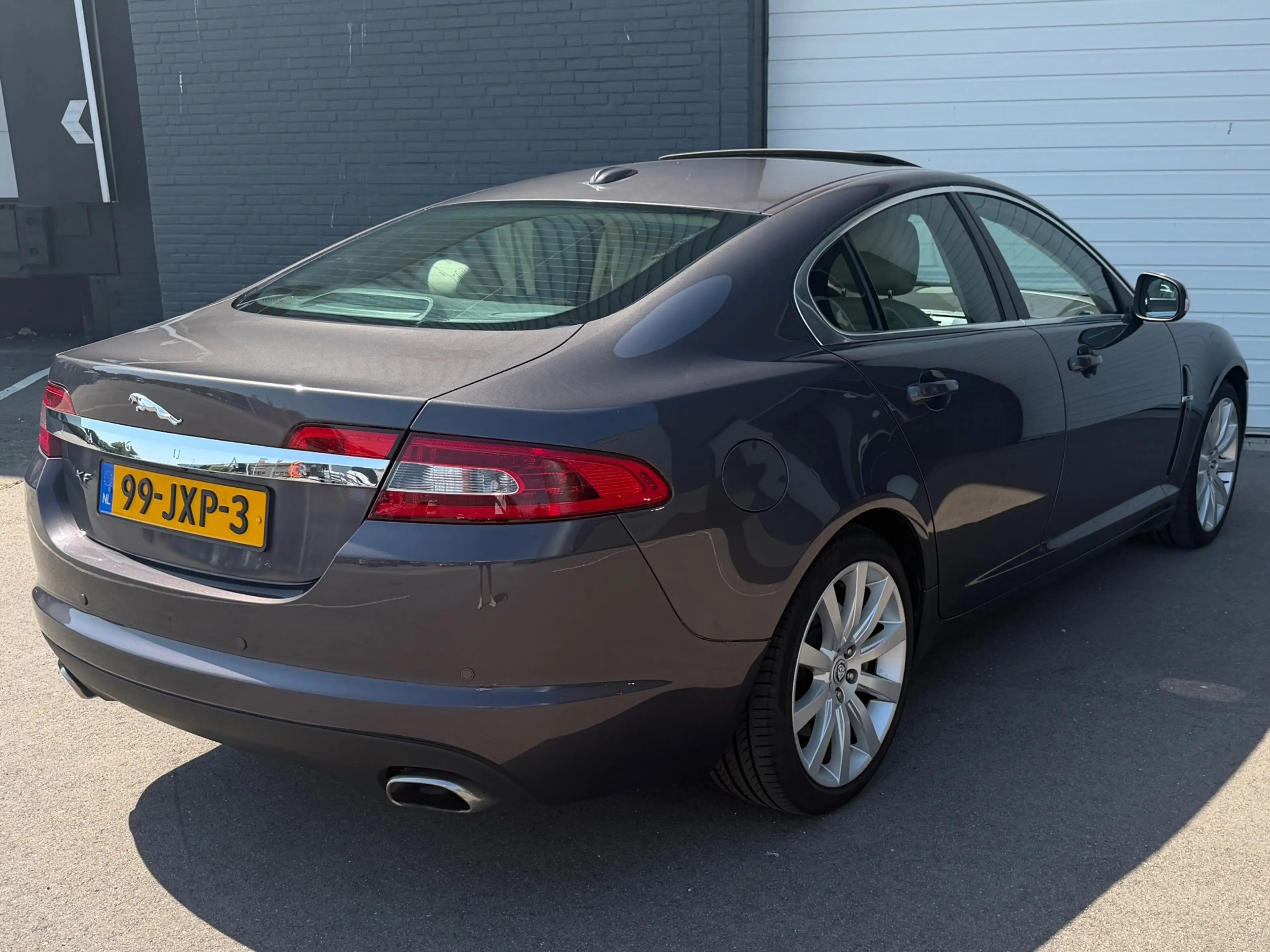 Jaguar XF 4.2 V8 Premium Luxury 1EEIG/PANO/LEDER/MEMORY/STOE — photo 6