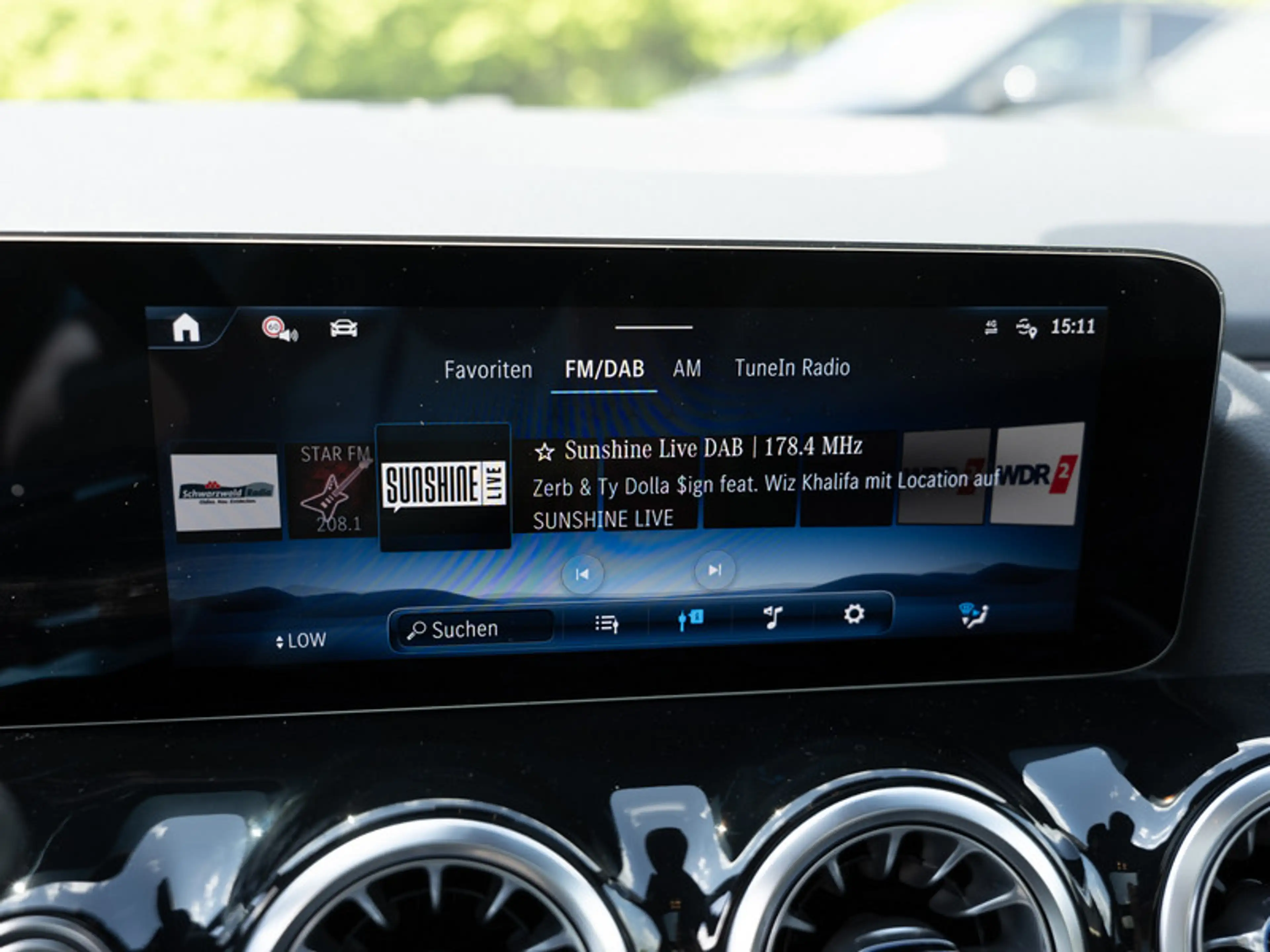 Mercedes-Benz GLA 220 d 4M AMG-Sport/MLB/360/Pano/AHK/Night/20 — photo 12