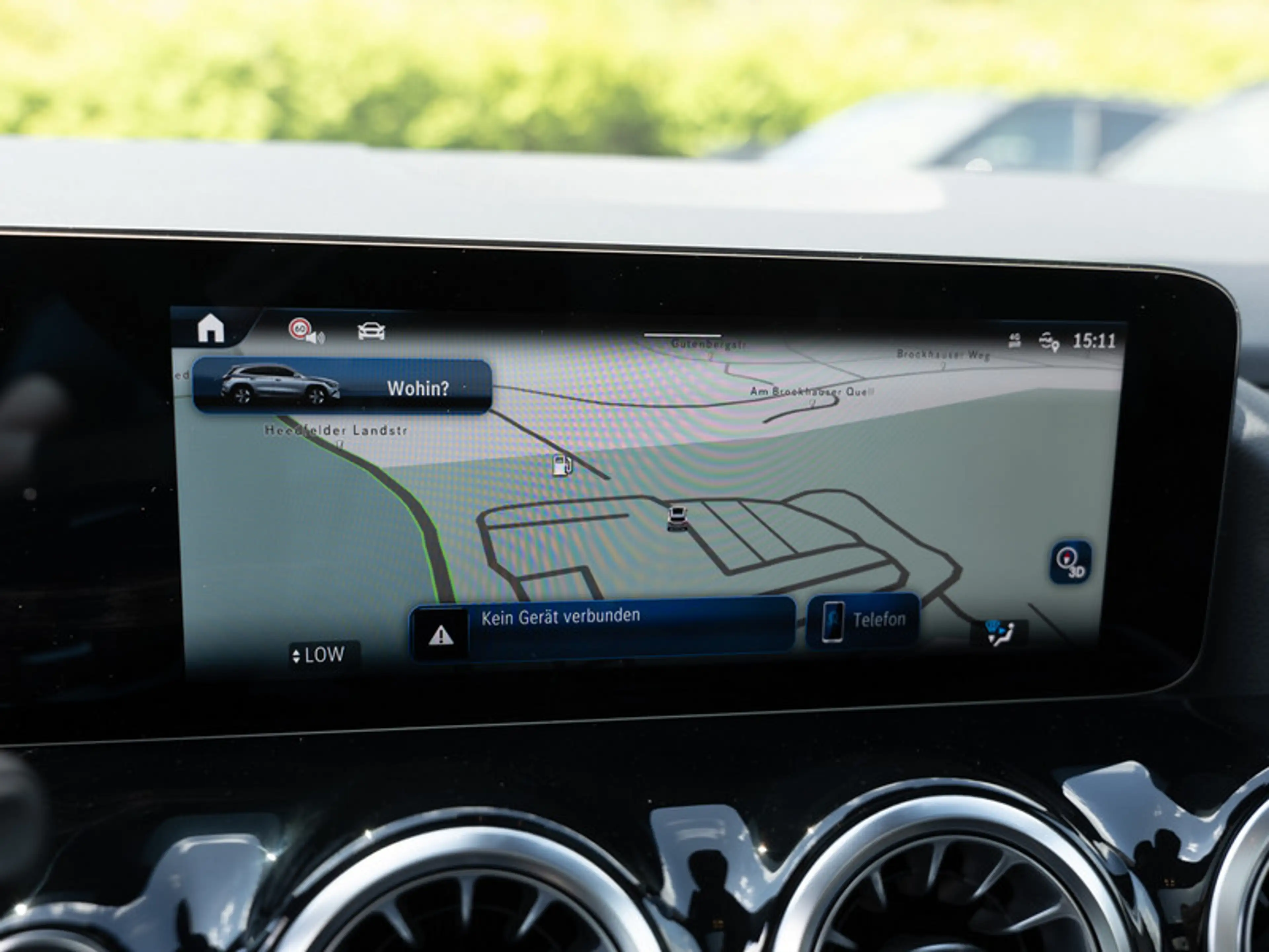 Mercedes-Benz GLA 220 d 4M AMG-Sport/MLB/360/Pano/AHK/Night/20 — photo 11