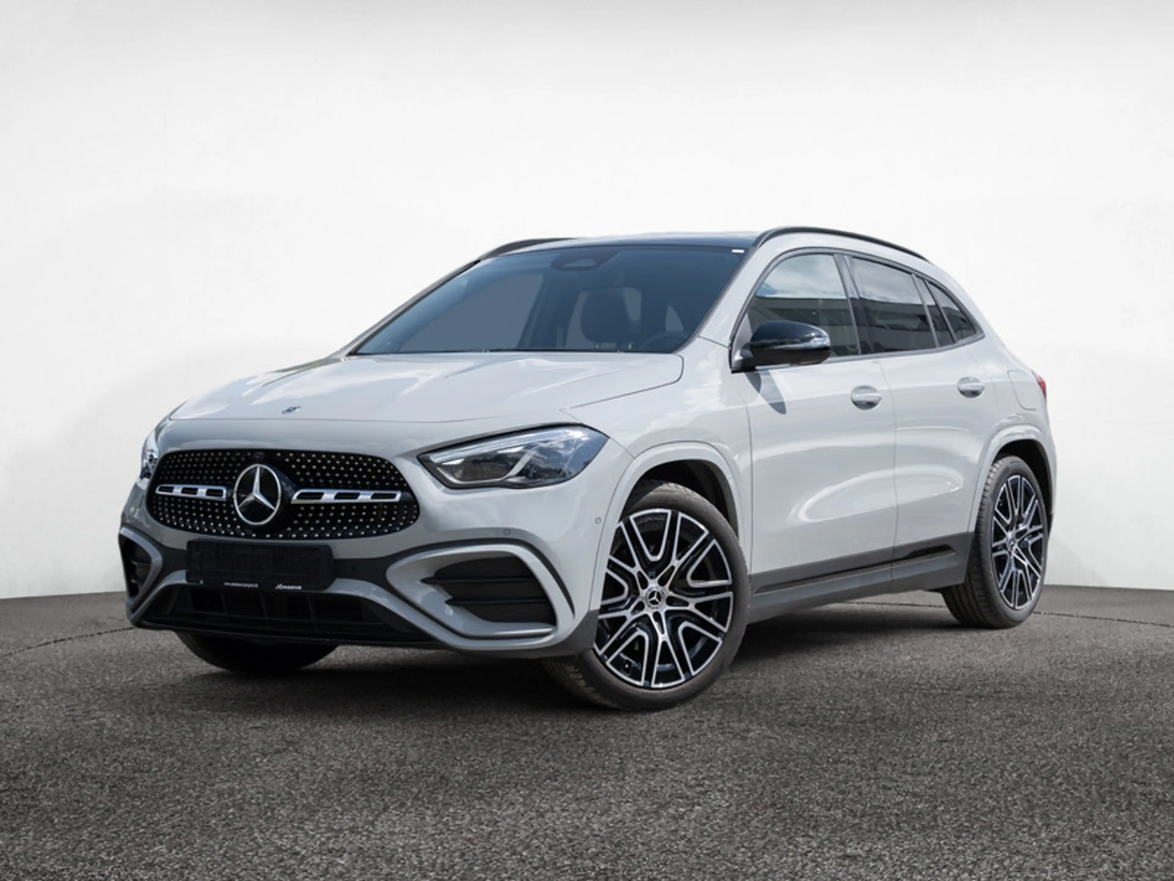 Mercedes-Benz GLA 220 d 4M AMG-Sport/MLB/360/Pano/AHK/Night/20 — photo 2