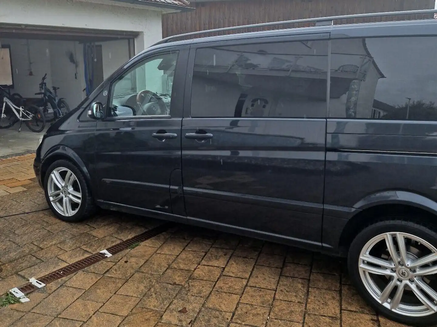 Mercedes-Benz Viano Viano 3.0 CDI extralang Automatik Ambiente Activit Blau - 1