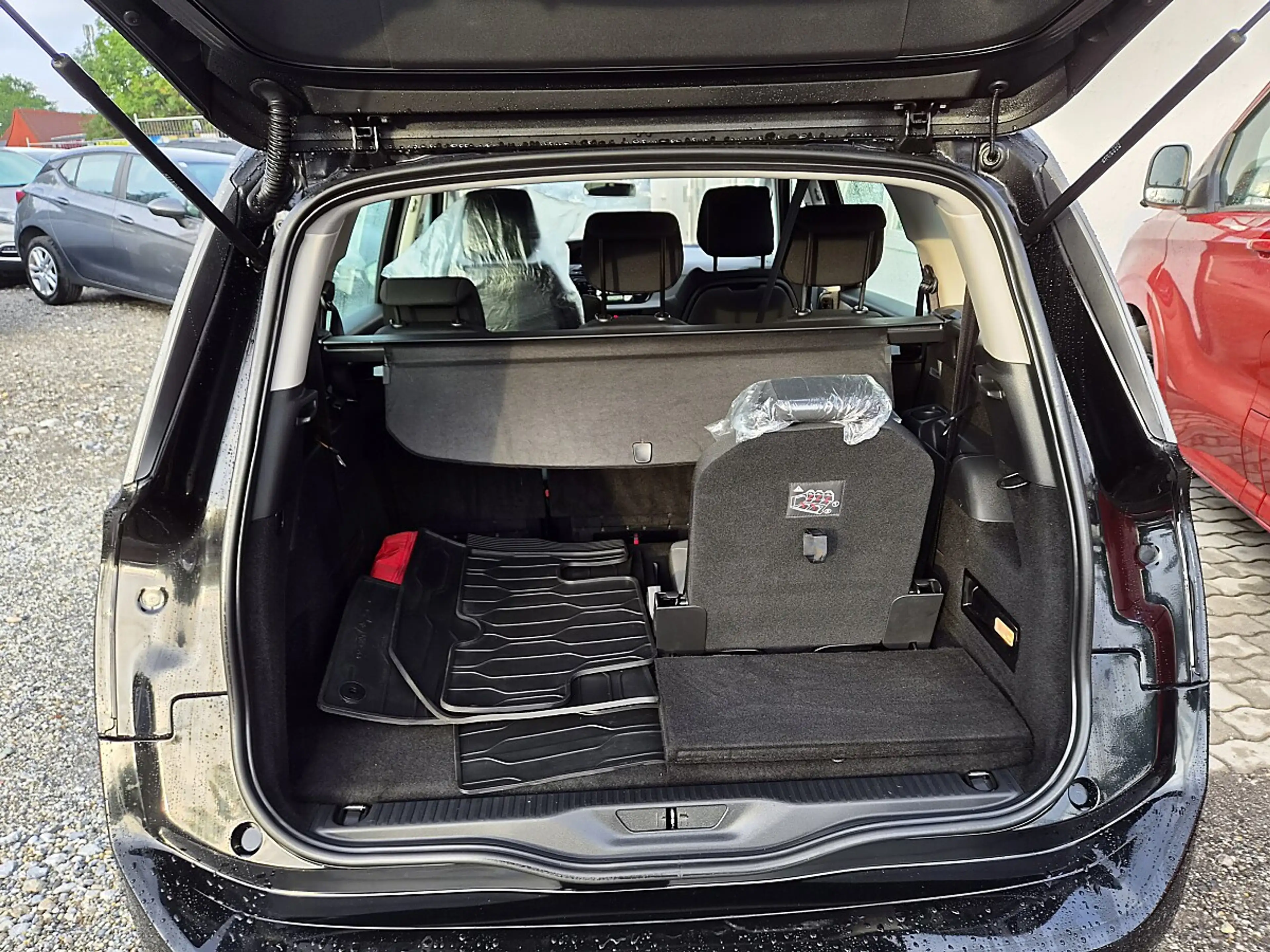 Citroen Grand C4 SpaceTourer Grand C4 Spacetourer C4 Grand Picasso 1.6 e-HDi... — photo 7