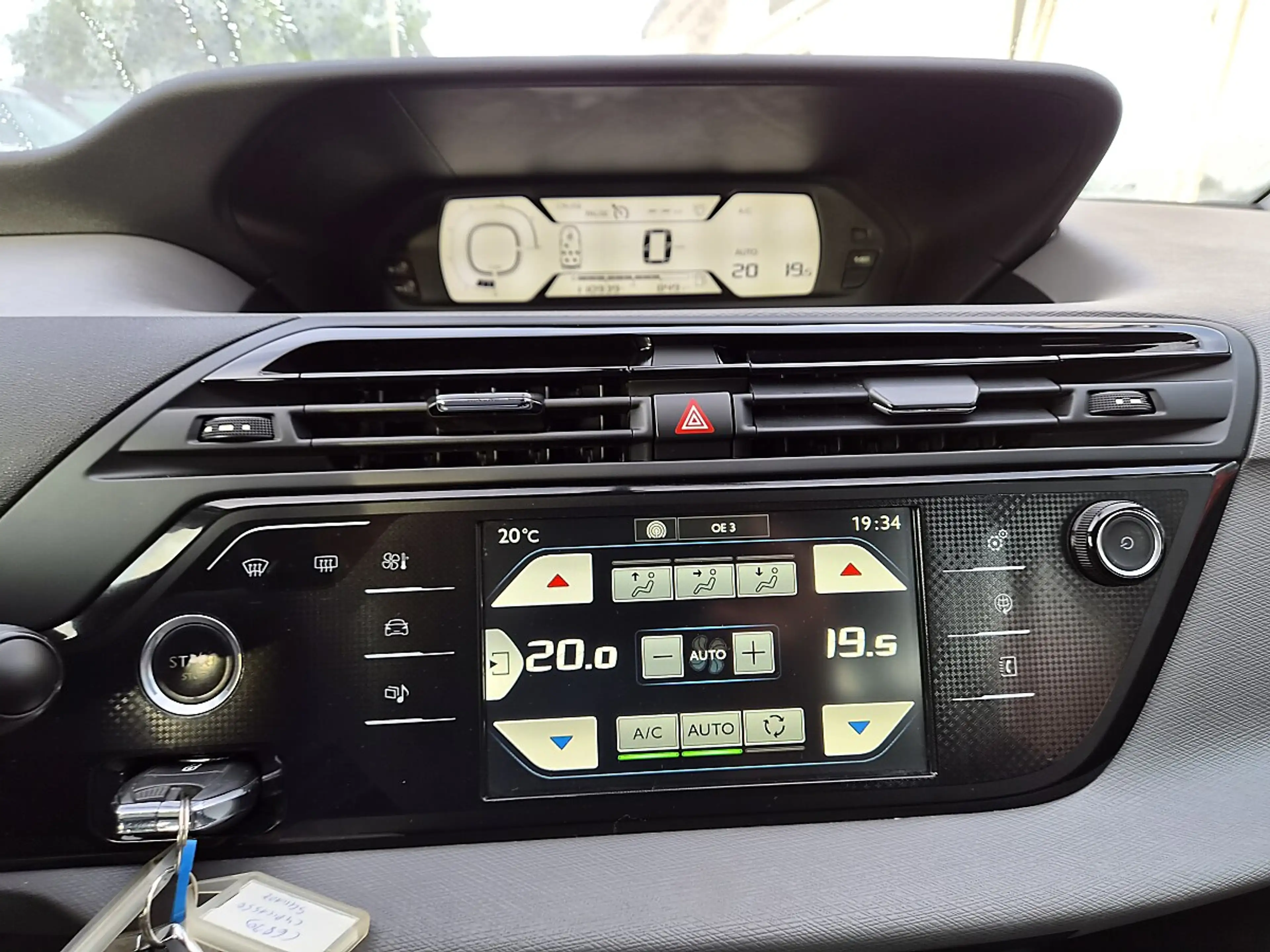 Citroen Grand C4 SpaceTourer Grand C4 Spacetourer C4 Grand Picasso 1.6 e-HDi... — photo 10