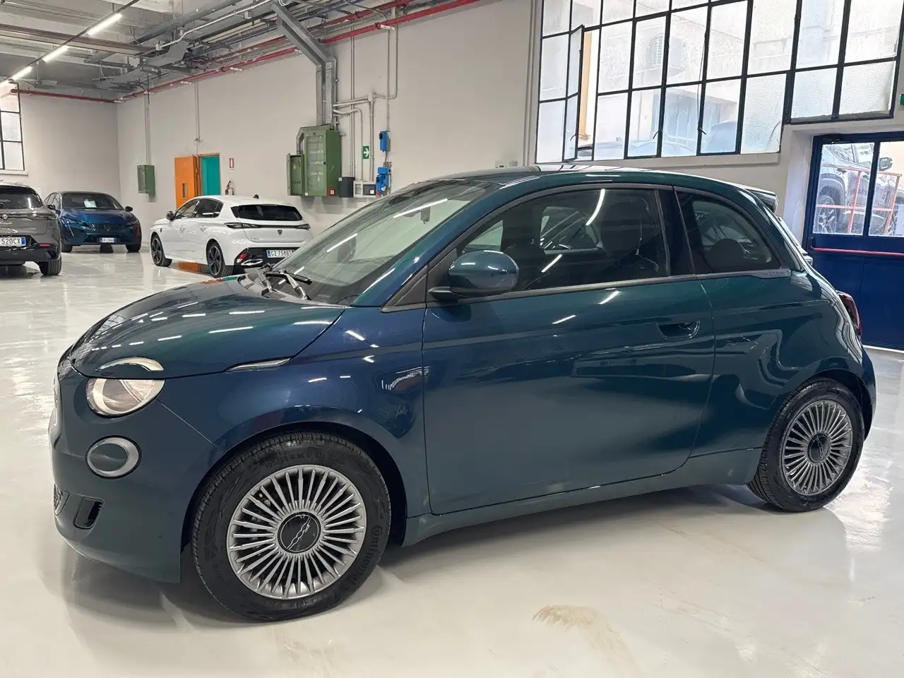 Fiat 500e FIAT Nuova 500 Hatchback MY23 LA NUOVA 500 - 190 BERLINA 4