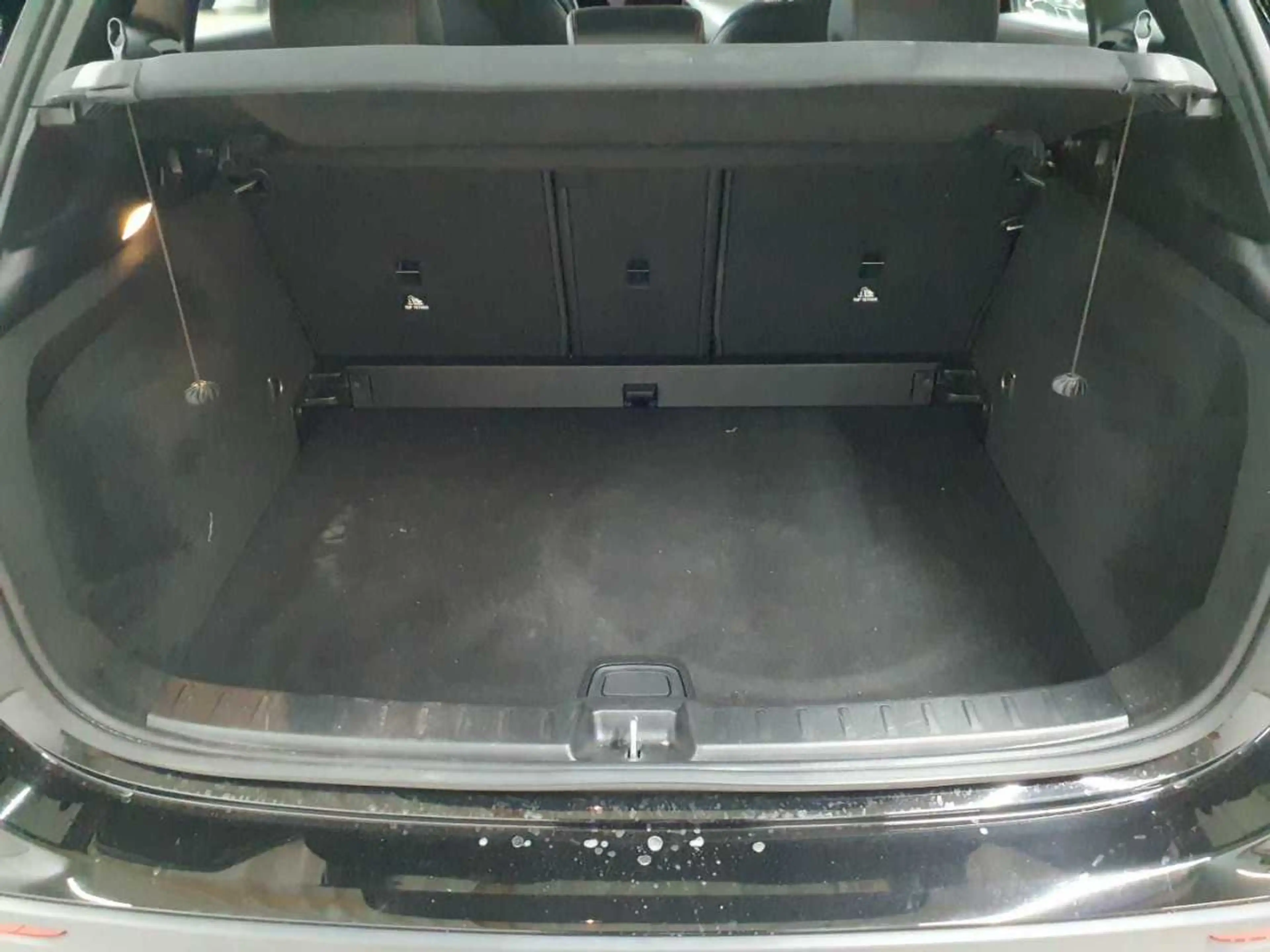 Mercedes-Benz GLA 200 GLA 200-AMG Beam Pano MBUX AssiP BusiP — photo 15