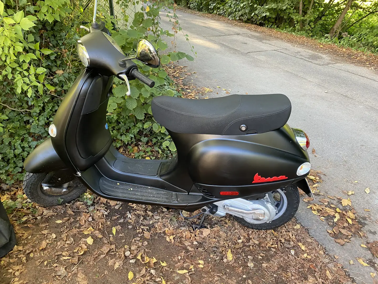 Vespa ET 4 125ccm, mattschwarz Zwart - 1