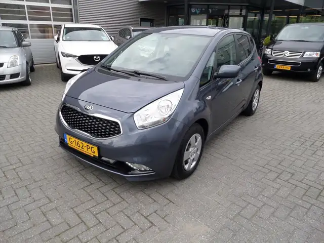 2018 Kia Venga in Blue for sale