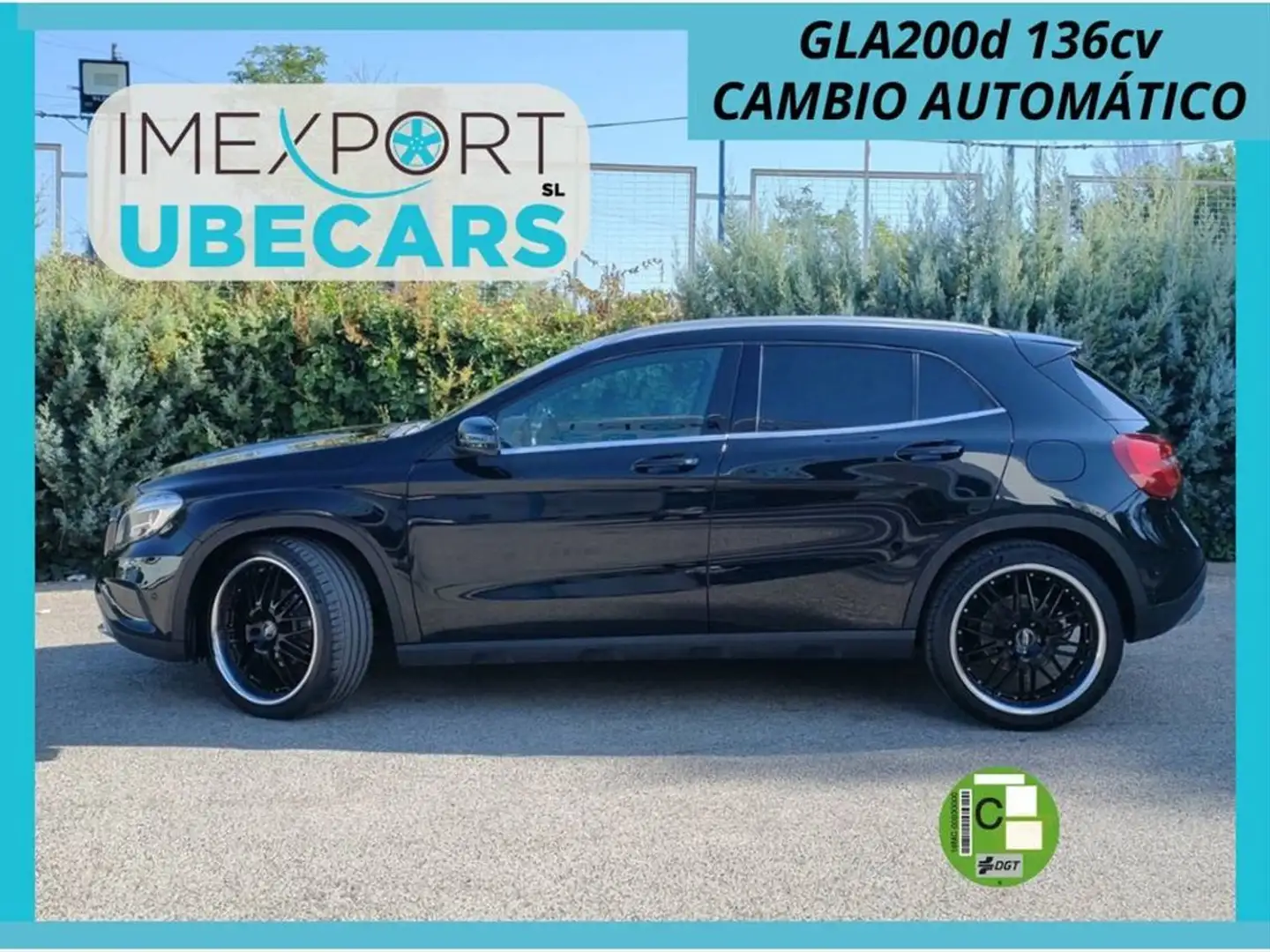Mercedes-Benz GLA 200 d Urban Noir - 1