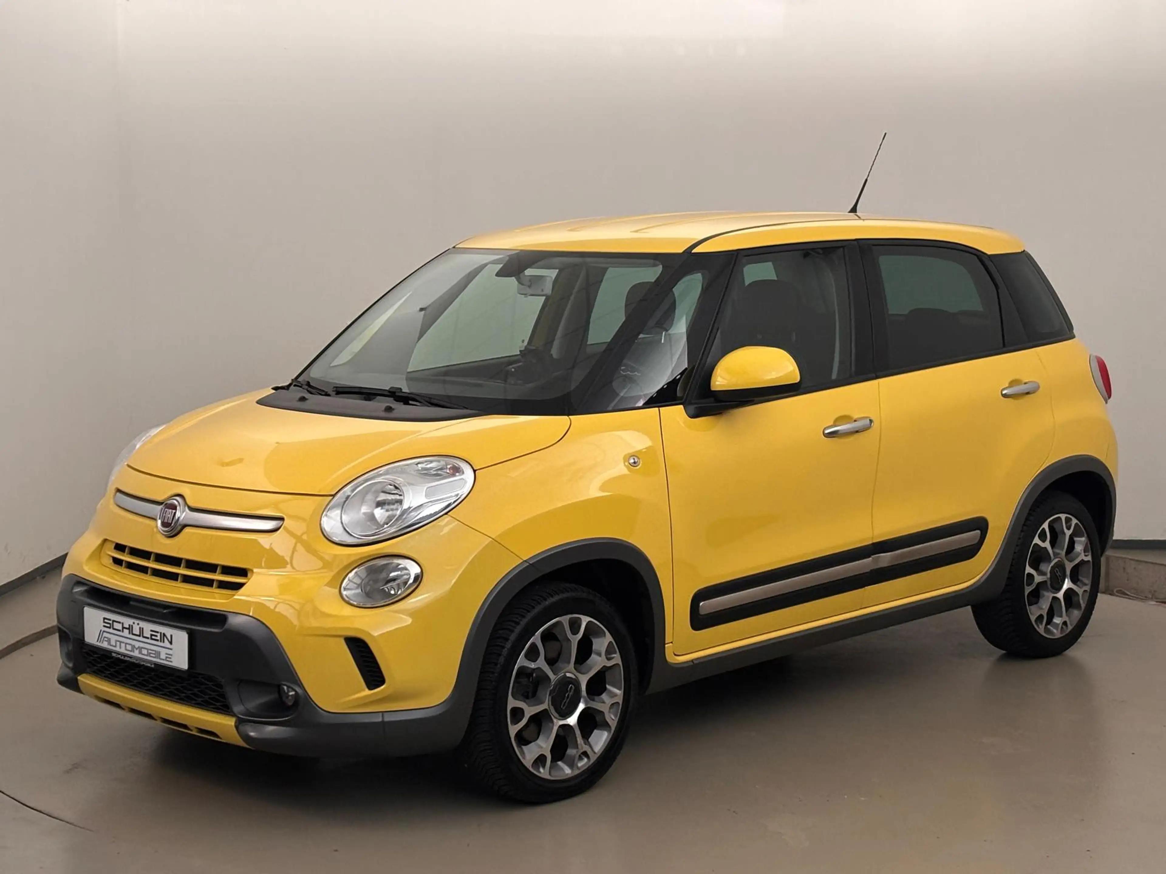 Fiat 500L Trekking*Klima*BC*BT*Alu*PDC*AHK* — photo 2
