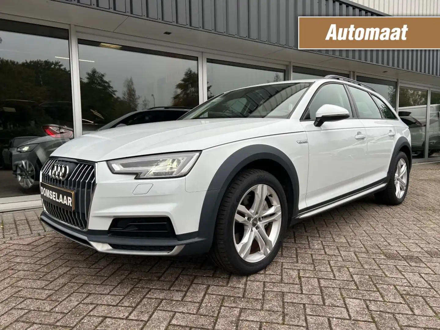 Audi A4 2.0 TFSI Allroad Pro Line Plus 4X4 Wit - 1