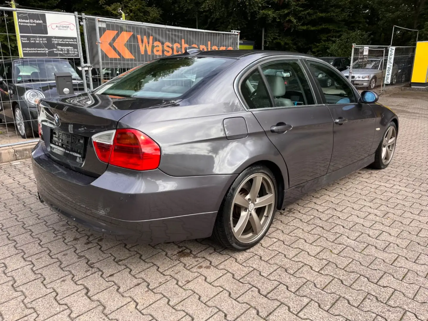 BMW 330 i xDrive Automatik+Navi+Leder+M Sitze+18 Zoll Сірий - 2
