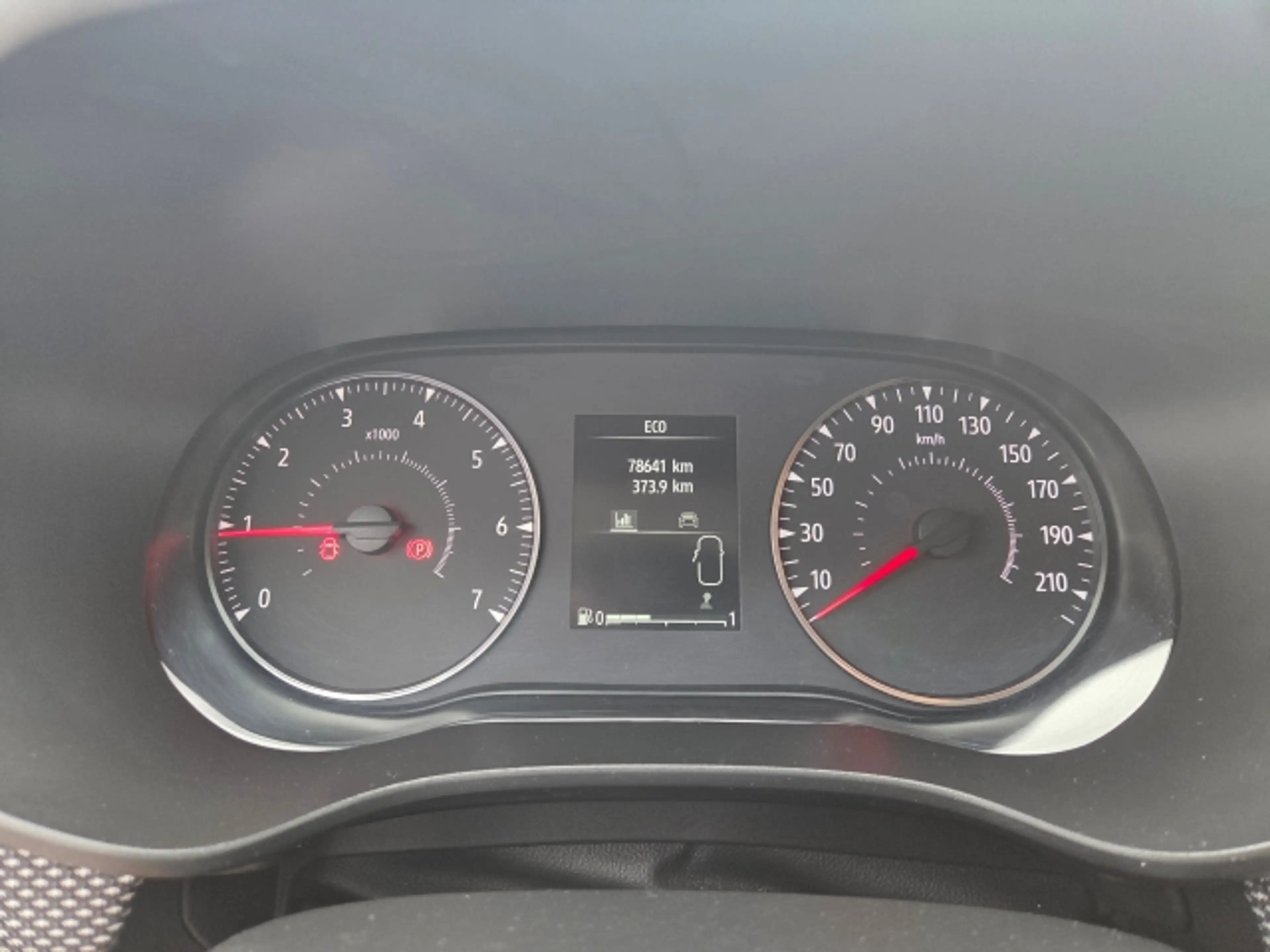 Dacia Jogger Extreme TCe 110 7 Sitze — photo 7