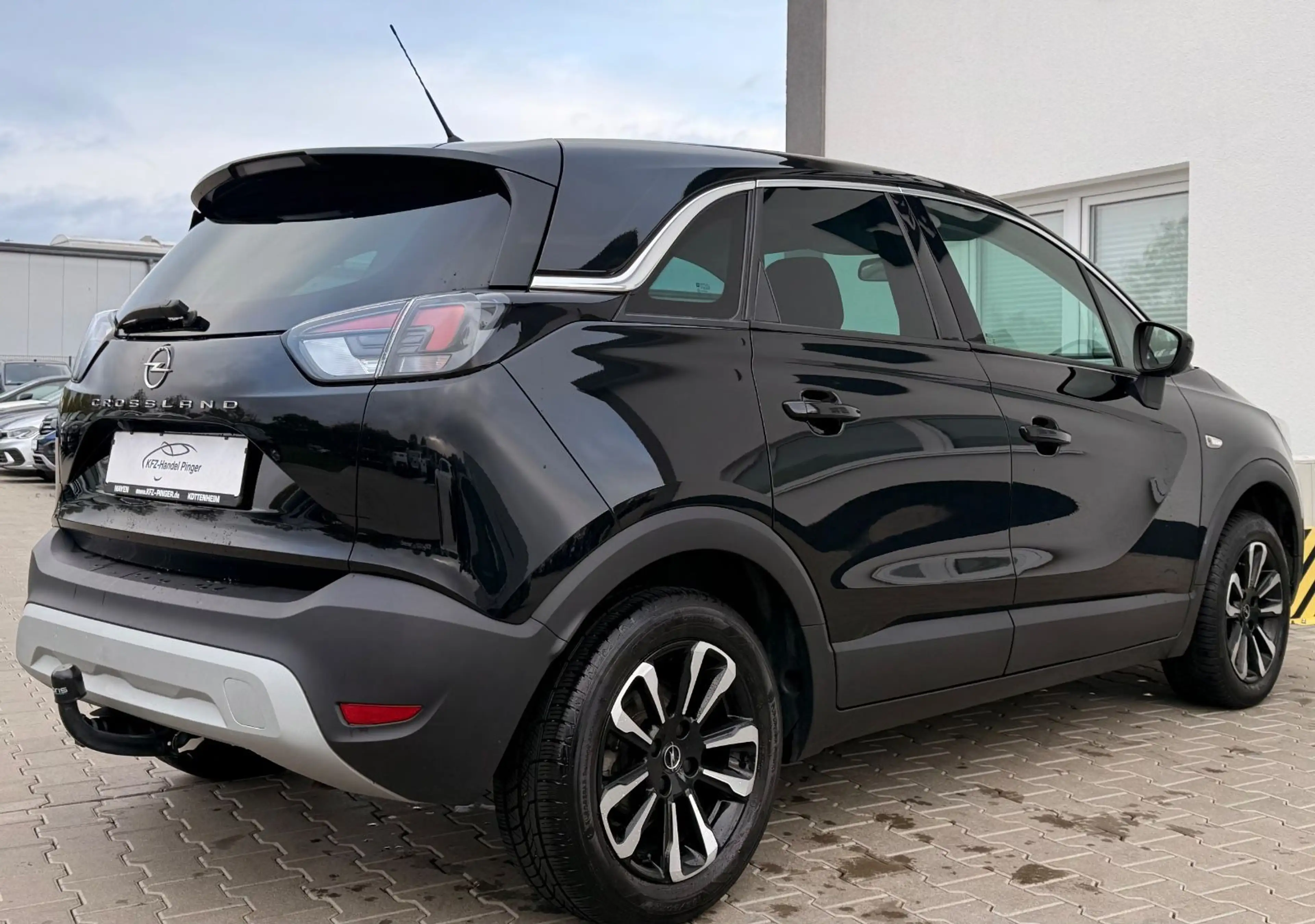 Opel Crossland X — photo 6