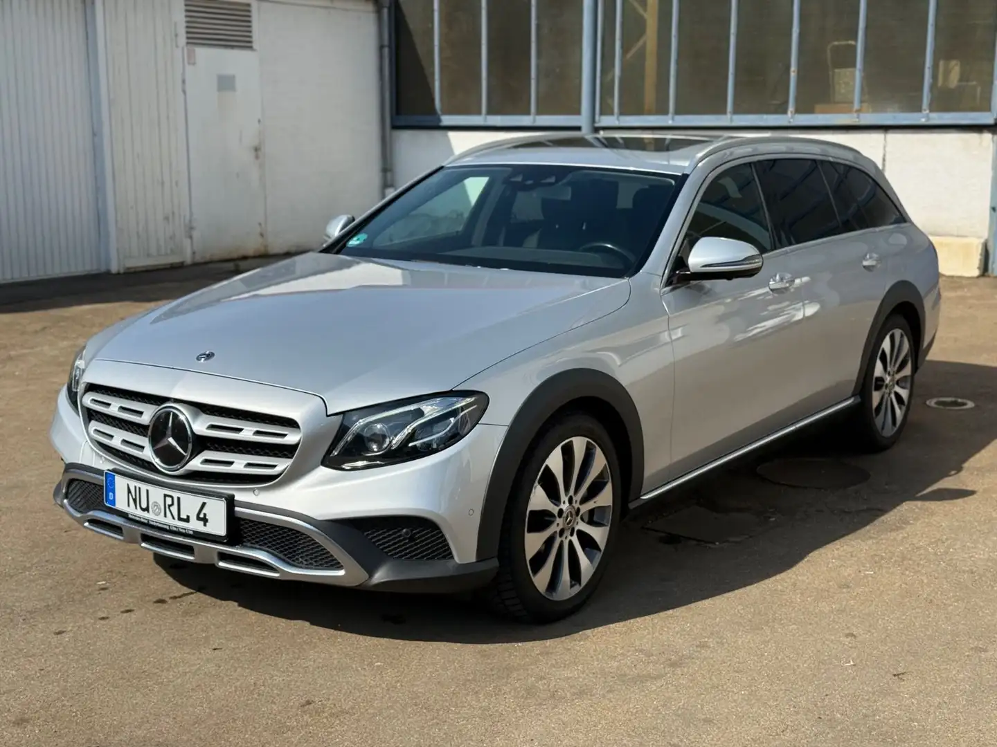Mercedes-Benz E 400 d T-Modell 4Matic All-Terrain *HUD*Assist* Silver - 1