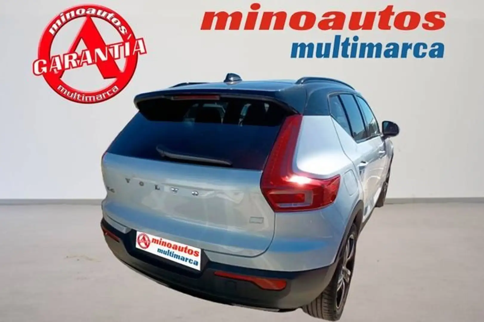 Volvo XC40 1.5 T5 PLUG IN HYBRID 252 CV R-DESIGN Blanco - 2