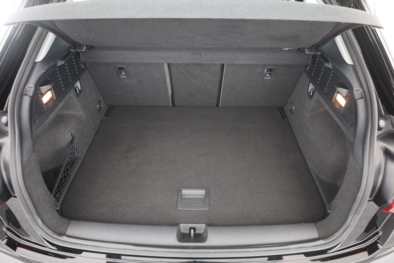 Audi Q2 35 TFSI S line LED Navi Kamera Sitzheizung — photo 28