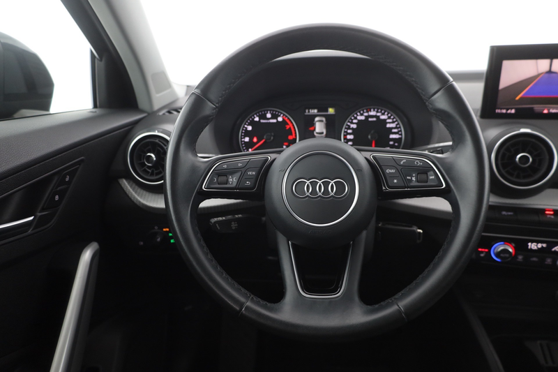 Audi Q2 35 TFSI S line LED Navi Kamera Sitzheizung — photo 14