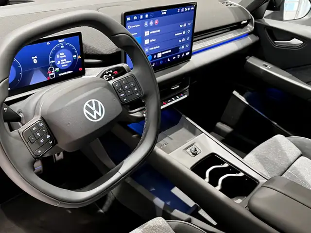 Volkswagen Id.3 view 7