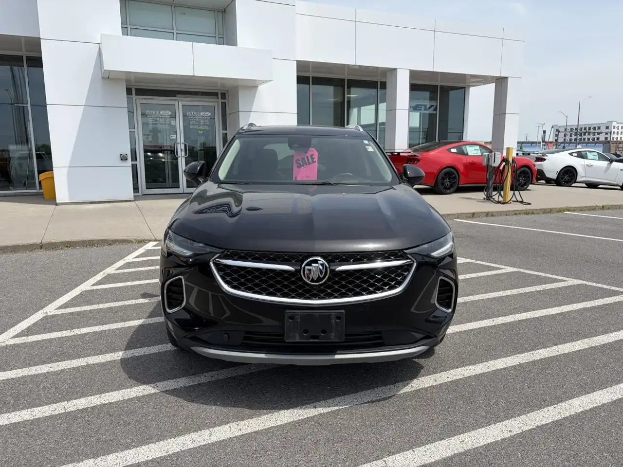 Buick Envision photo Buick Envision
