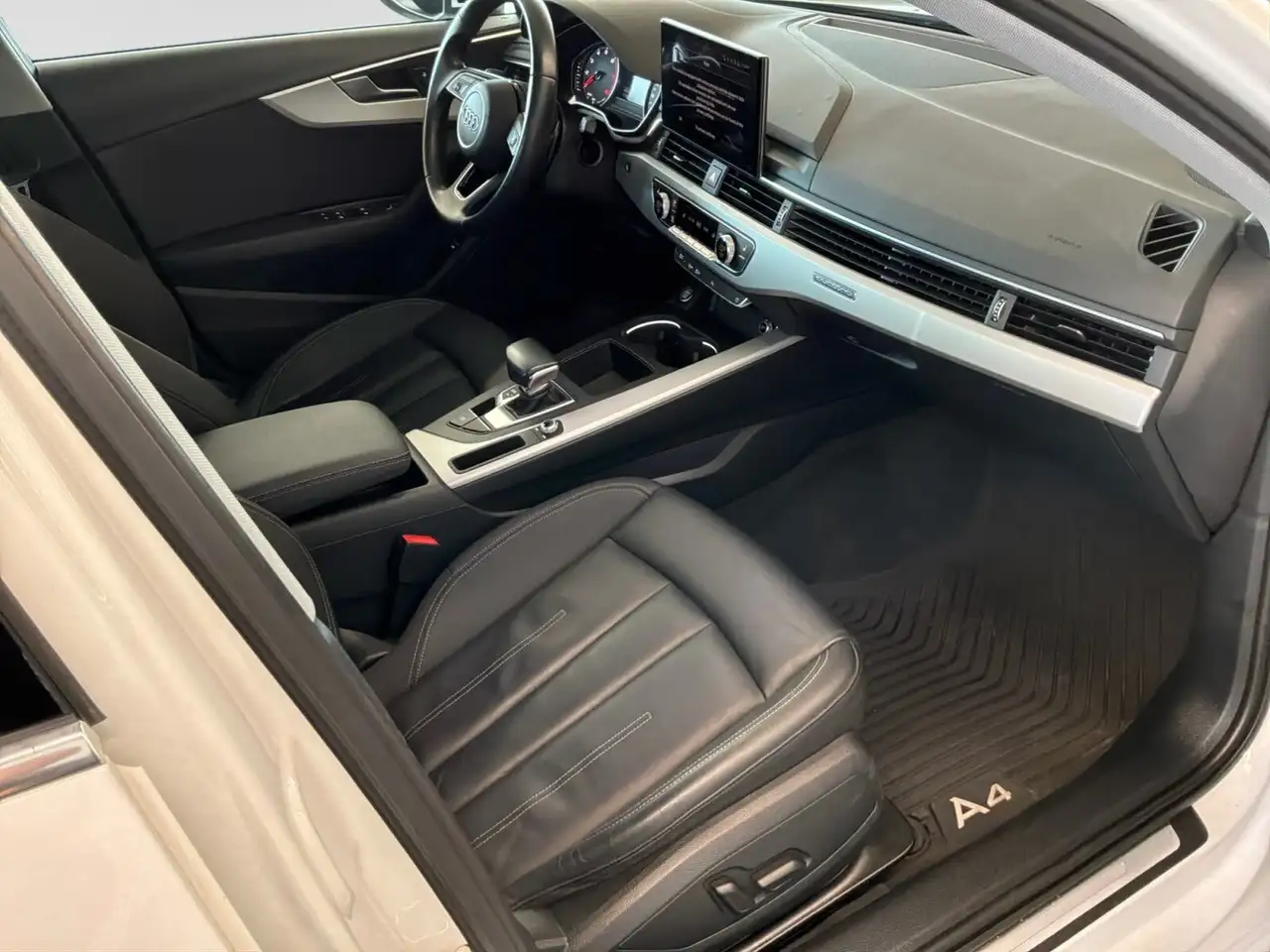 Audi A4 снимка Audi A4