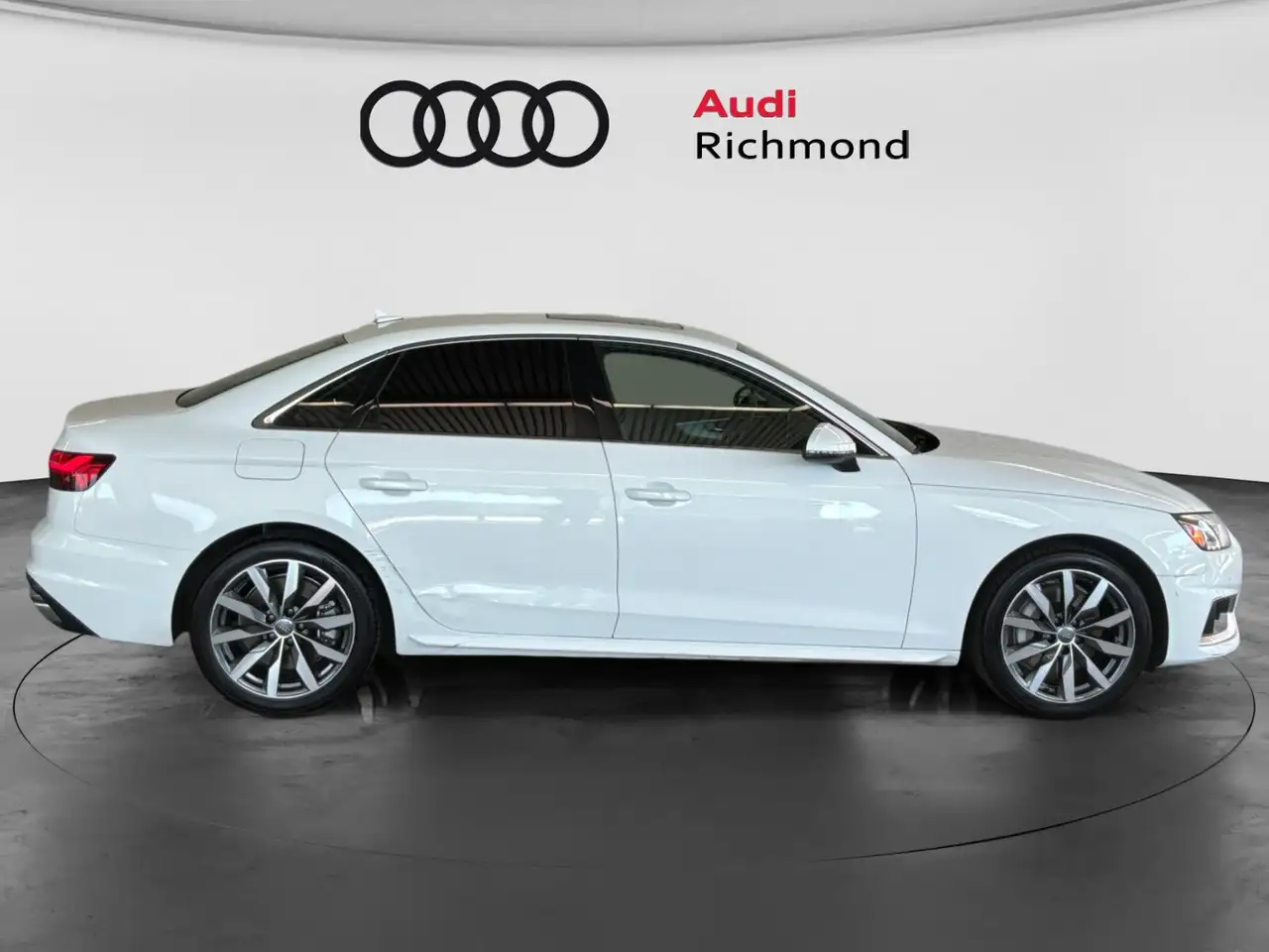 Audi A4 снимка Audi A4