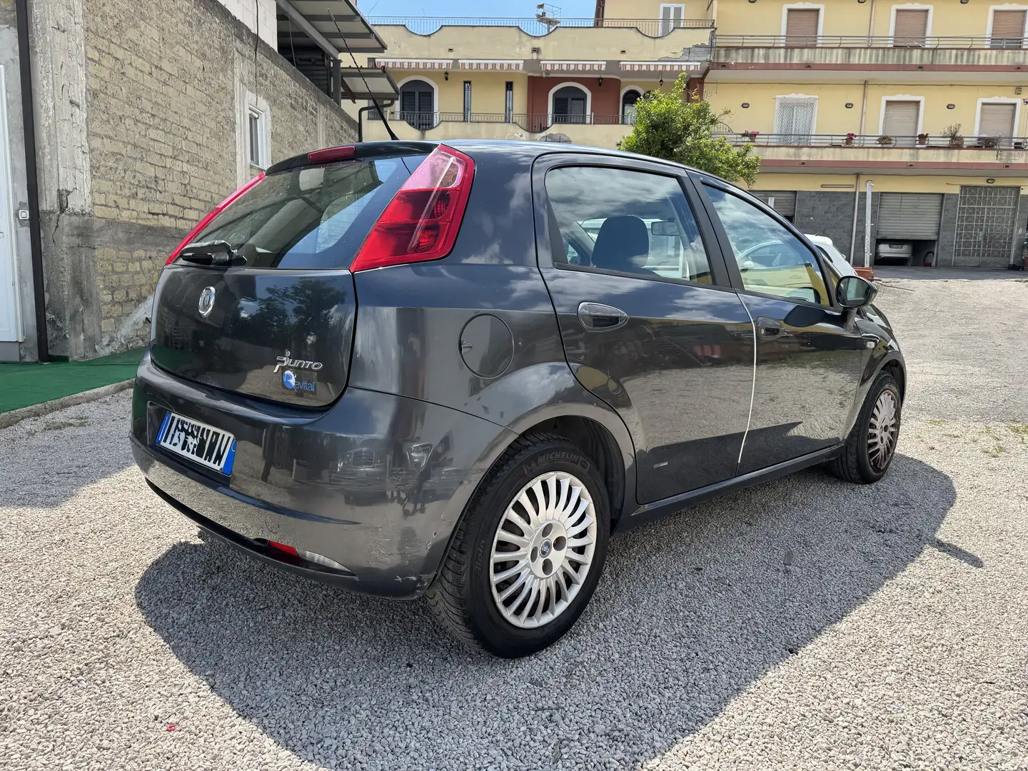 Fiat Grande Punto 5p 1.2 Dynamic 65cv - 2