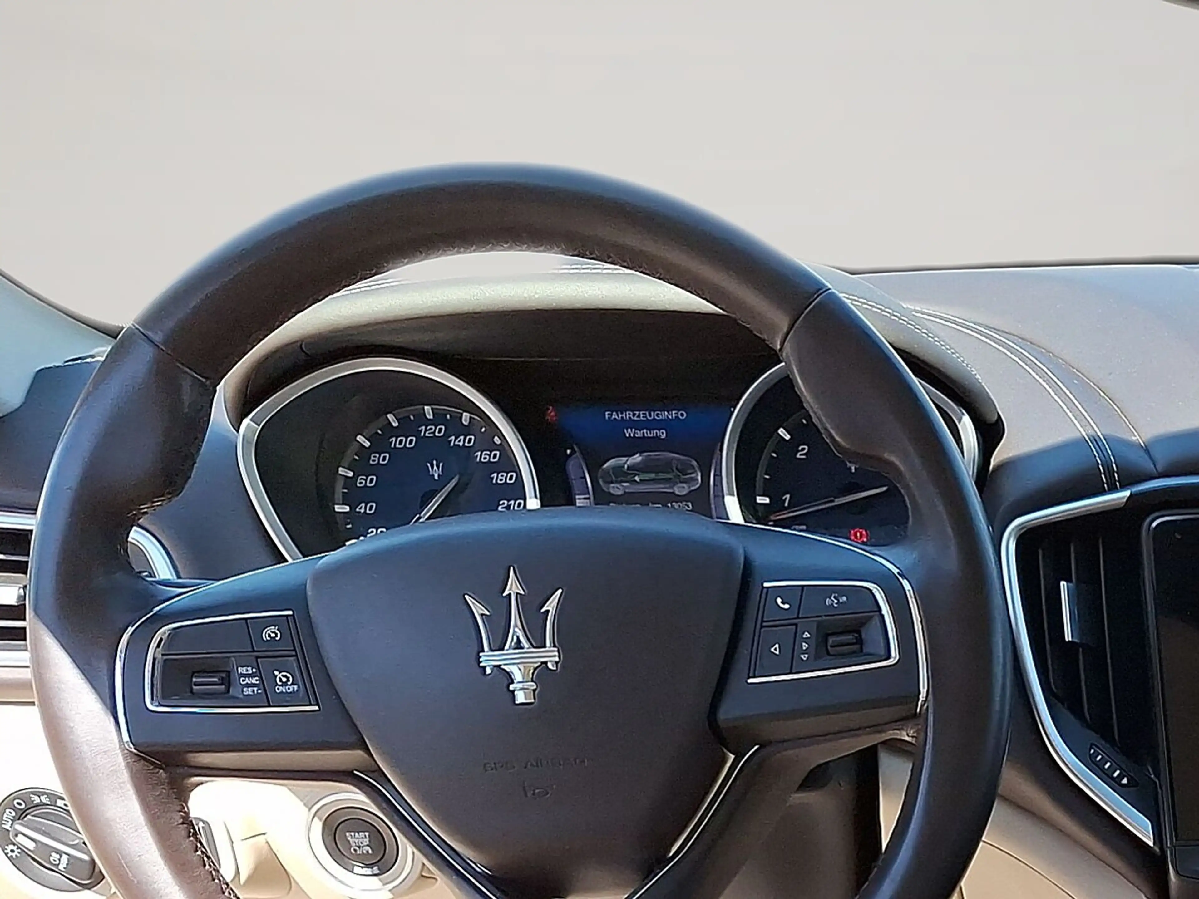 Maserati Ghibli Diesel — photo 12