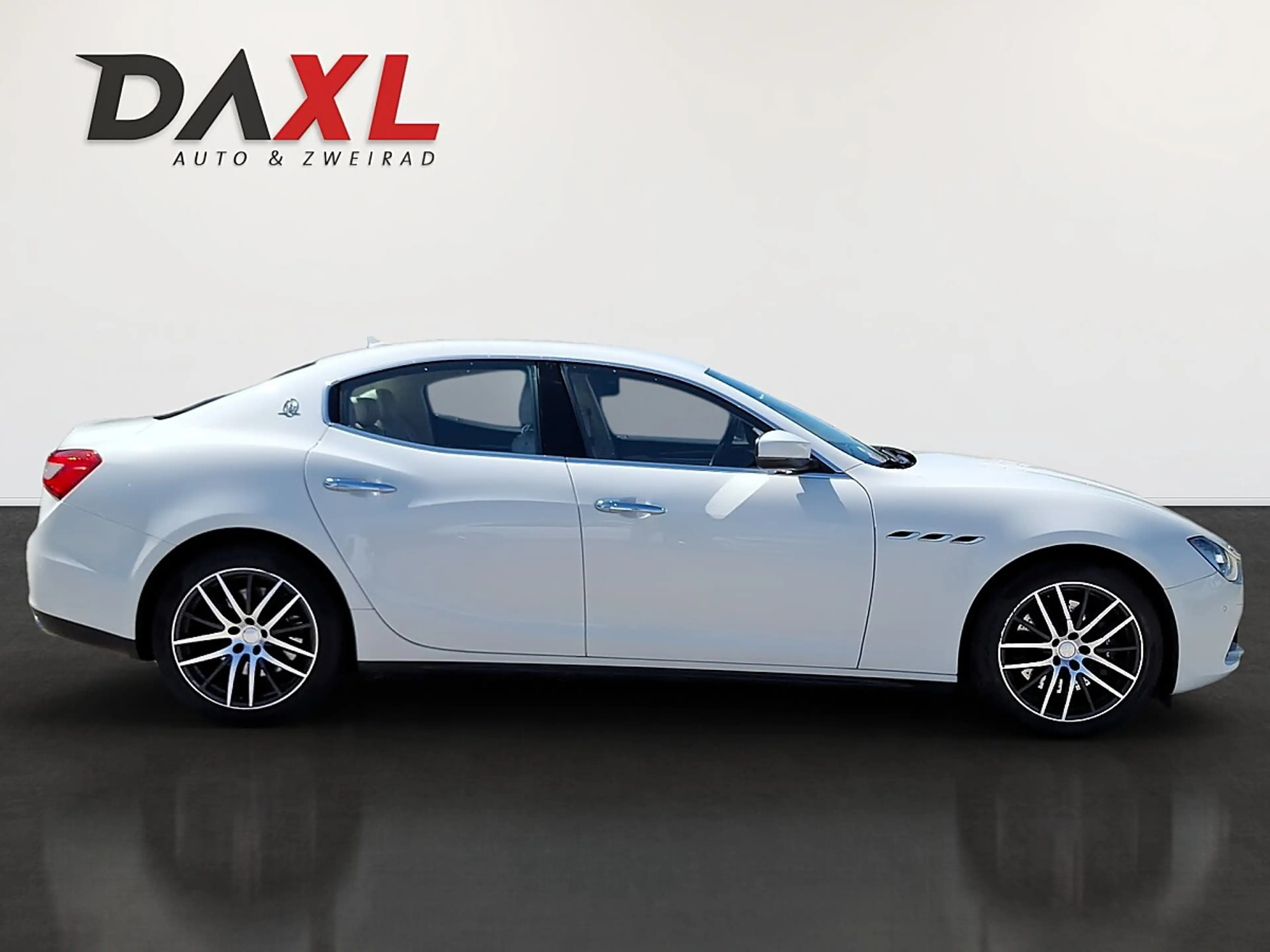 Maserati Ghibli Diesel — photo 4