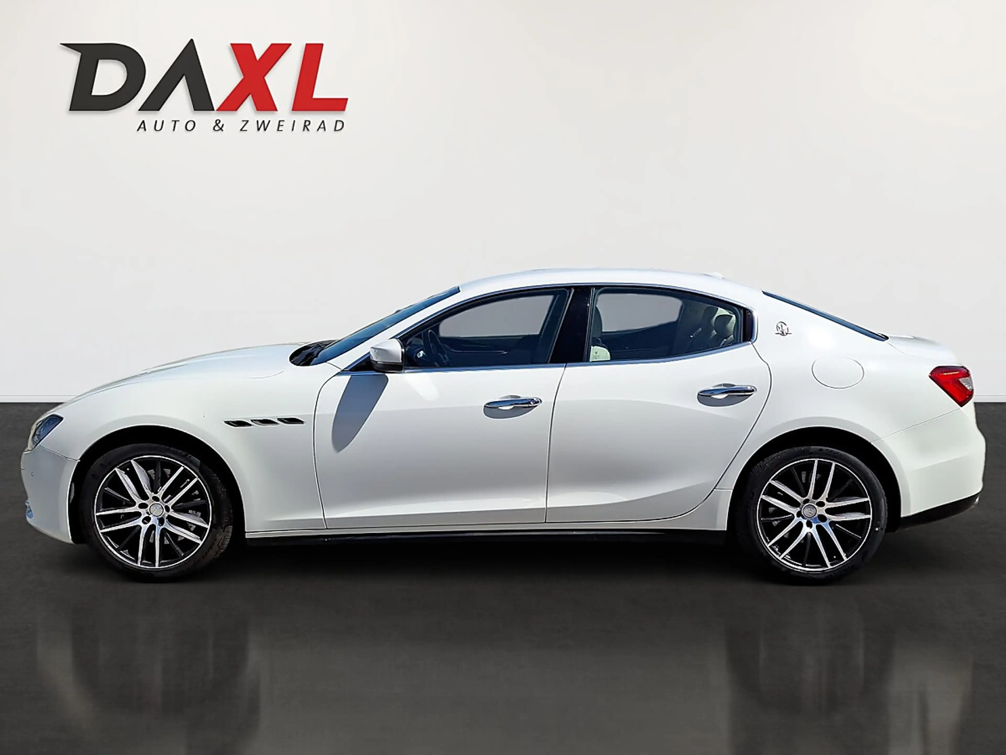 Maserati Ghibli Diesel — photo 8