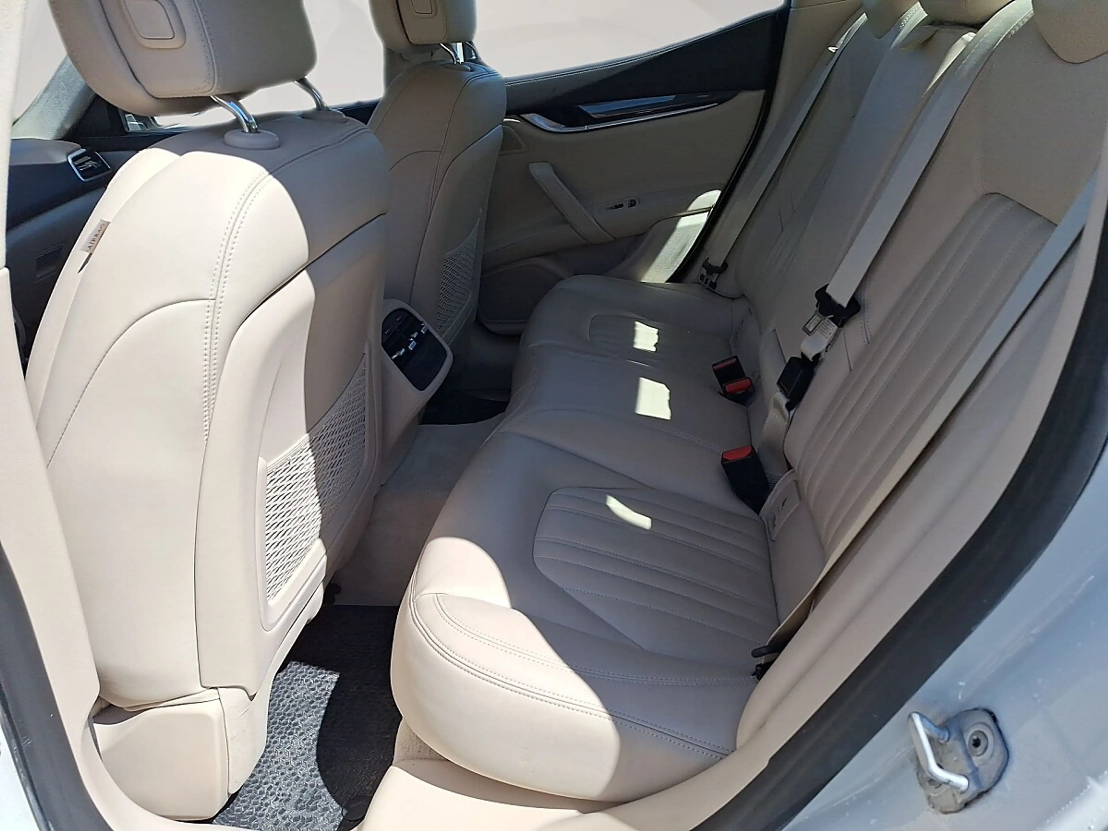 Maserati Ghibli Diesel — photo 13