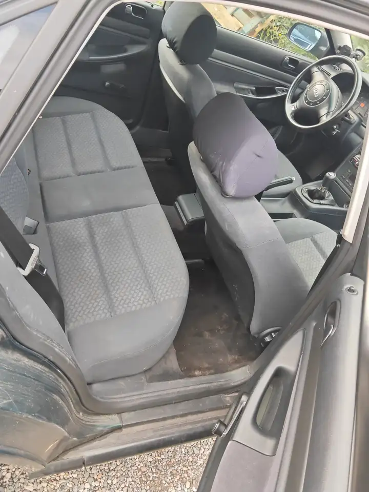 Audi A4 Avant 1.8, foto 8