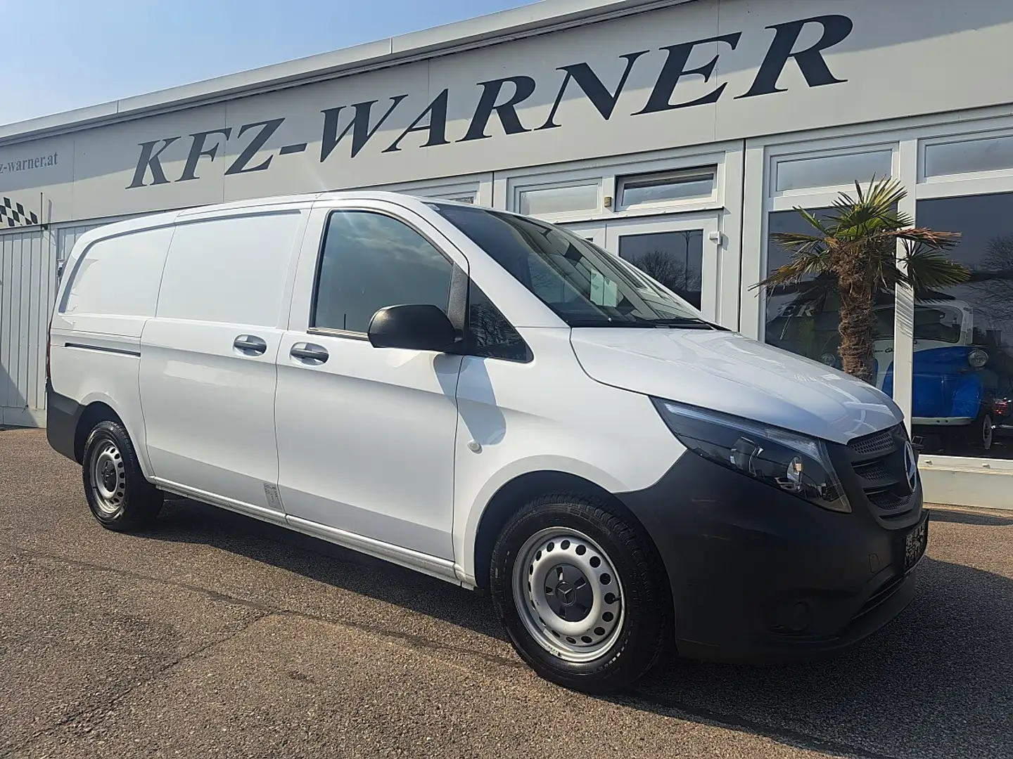 Mercedes-Benz Vito Vito 114 CDI lang Weiß - 2