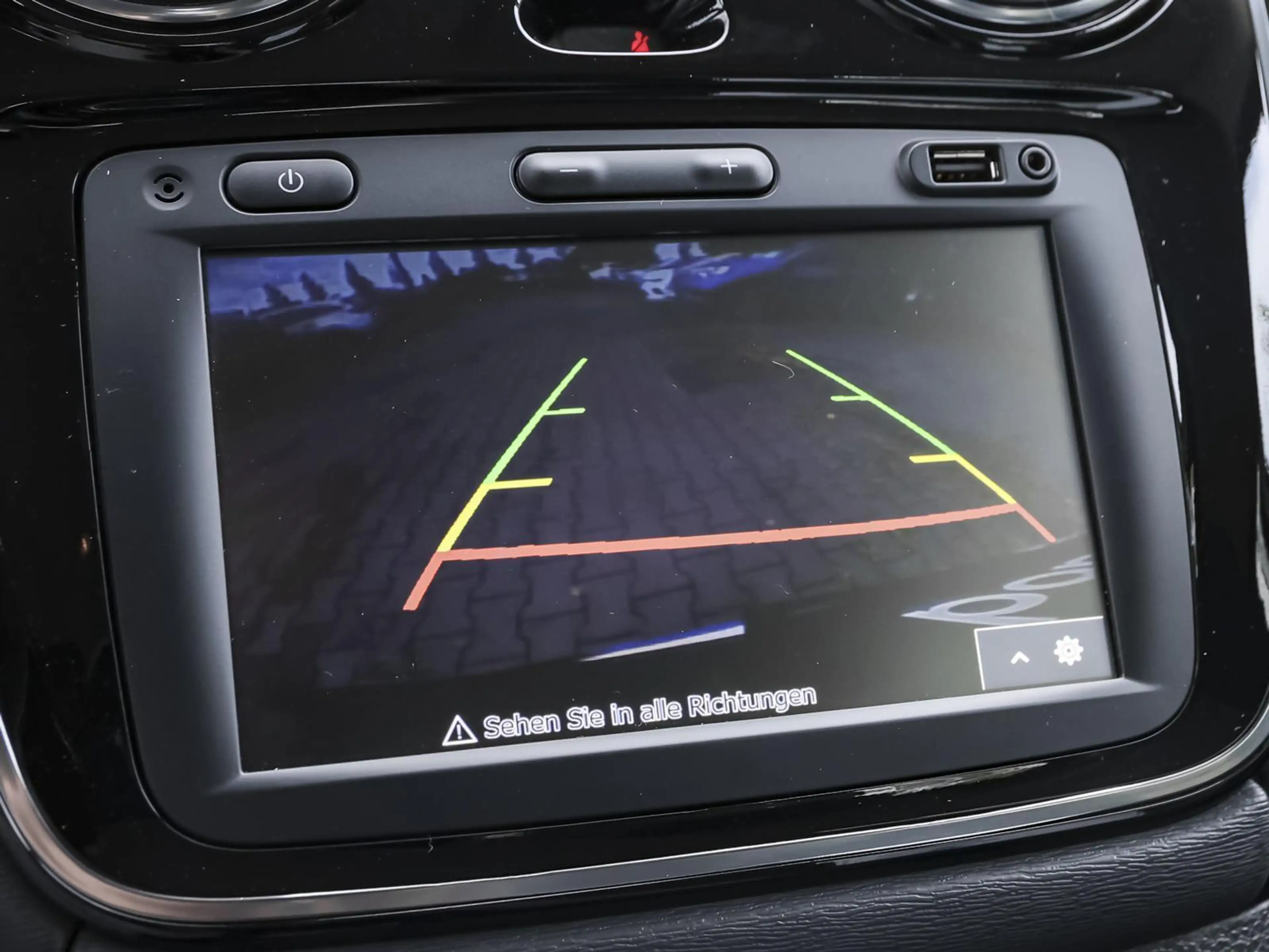 Dacia Lodgy TCe 130 GPF Stepway Plus NAVI SHZ KAMERA — photo 13