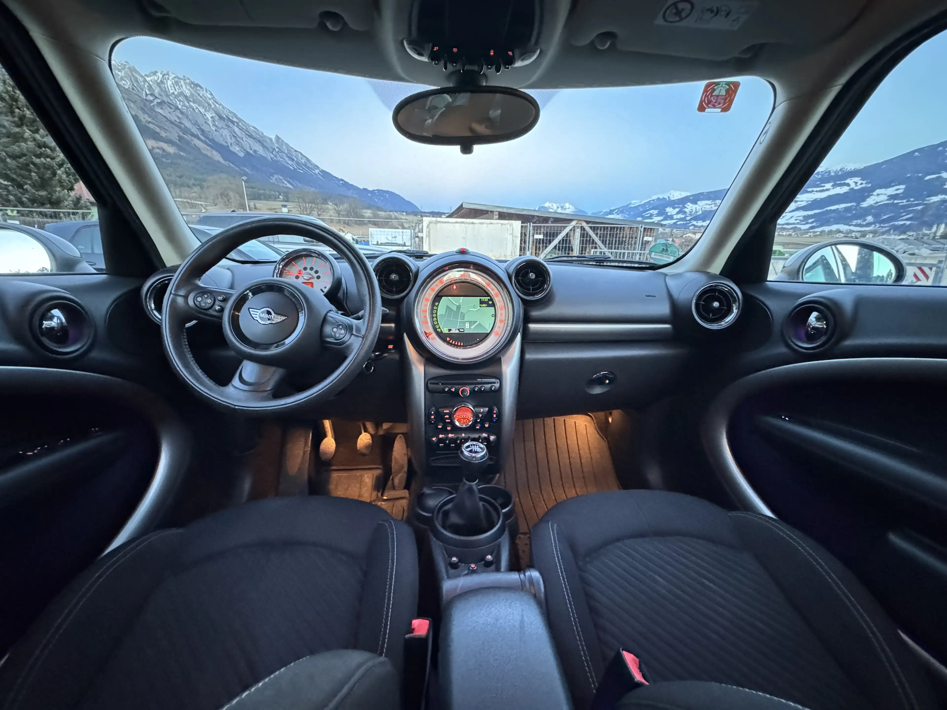 MINI Cooper D Countryman Cooper D All4 — photo 15