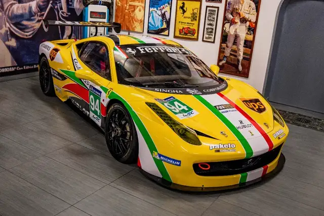 Ferrari 458 view 4