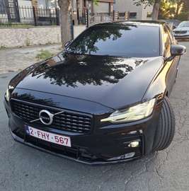 2.0 T4 Momentum R-Design polestar